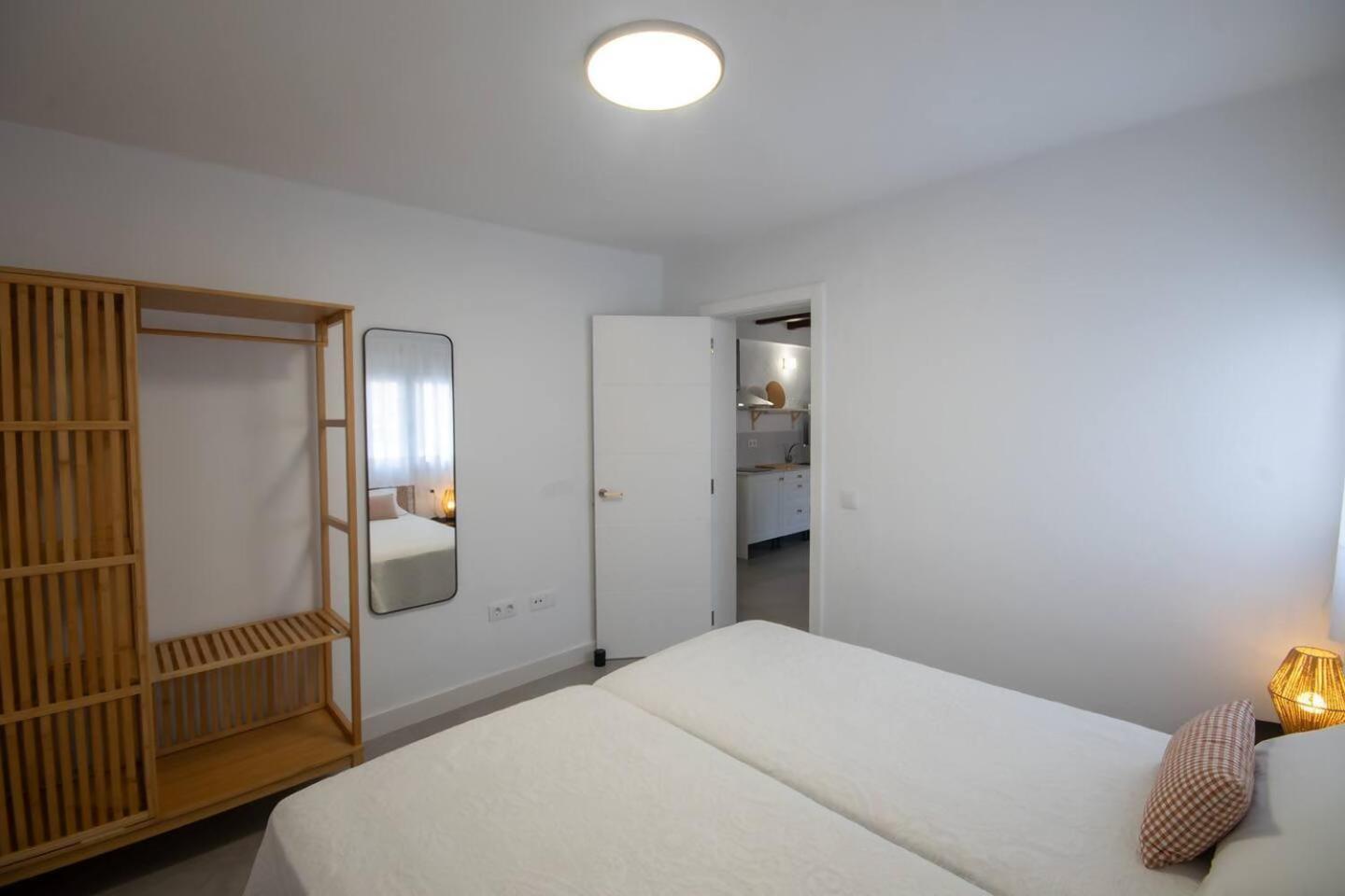 Apartamentos Marmolejos Galdar Room photo